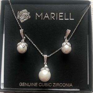 Bride / Bridesmaid Necklace and Earring Set